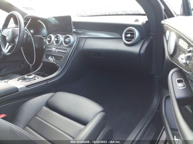 Photo 4 VIN: W1KWJ8DB8MG064906 - MERCEDES-BENZ C 300 