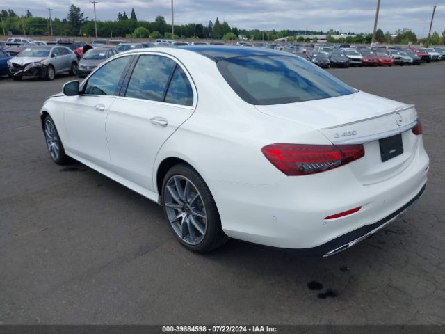 Photo 2 VIN: W1KZF5KB2NB023847 - MERCEDES-BENZ E-CLASS 