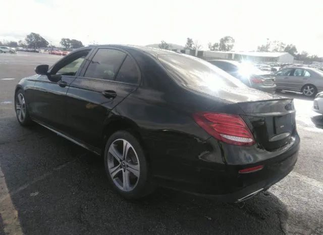 Photo 2 VIN: W1KZF8DB0LA801872 - MERCEDES-BENZ E-CLASS 