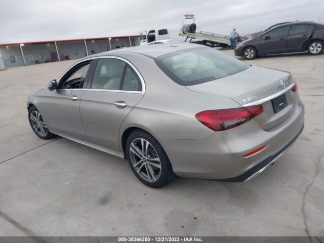 Photo 2 VIN: W1KZF8DB1NB069054 - MERCEDES-BENZ E 350 