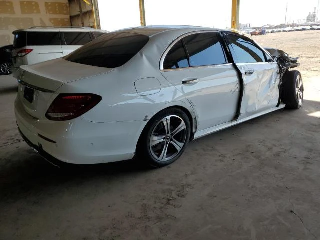 Photo 2 VIN: W1KZF8DB3LA833621 - MERCEDES-BENZ E 350 