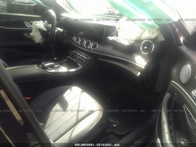 Photo 4 VIN: W1KZF8DB6LA768019 - MERCEDES-BENZ E-CLASS 