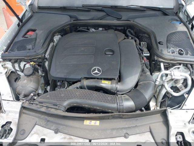 Photo 9 VIN: W1KZF8DB6NB069860 - MERCEDES-BENZ E-CLASS 