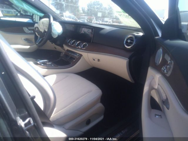 Photo 4 VIN: W1KZF8DB7LA833363 - MERCEDES-BENZ E-CLASS 