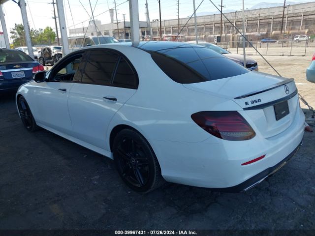 Photo 2 VIN: W1KZF8DB7LA834514 - MERCEDES-BENZ E-CLASS 