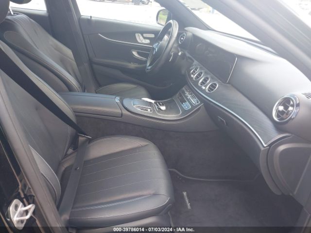 Photo 4 VIN: W1KZF8DB9MA914611 - MERCEDES-BENZ E-CLASS 