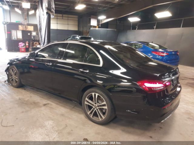 Photo 2 VIN: W1KZF8EB0NB008969 - MERCEDES-BENZ E 350 