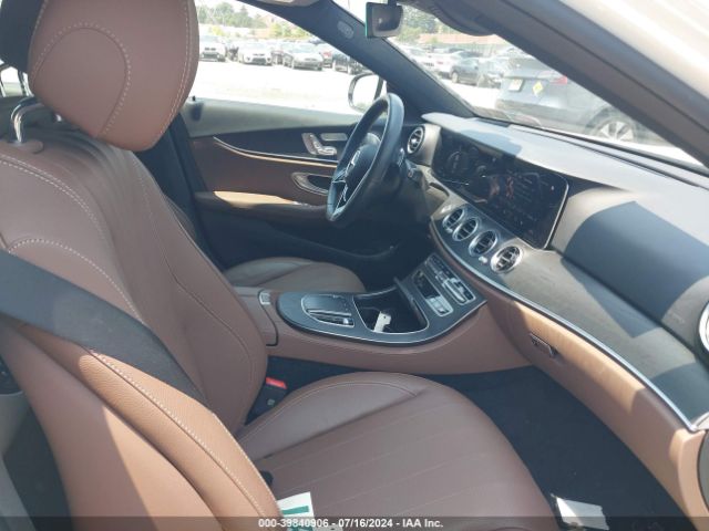 Photo 4 VIN: W1KZF8EB4PB113954 - MERCEDES-BENZ E 350 