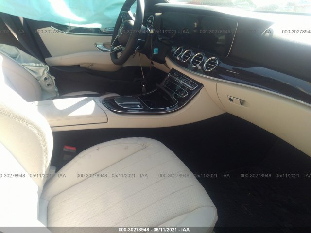 Photo 4 VIN: W1KZF8EB5MA929685 - MERCEDES-BENZ E-CLASS 