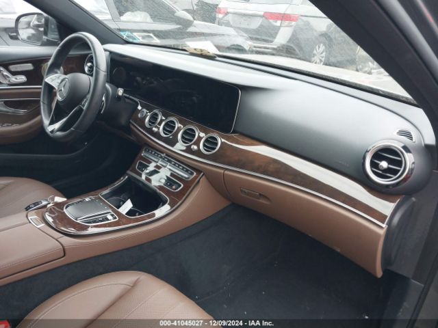 Photo 4 VIN: W1KZF8EB8NB038625 - MERCEDES-BENZ E-CLASS 