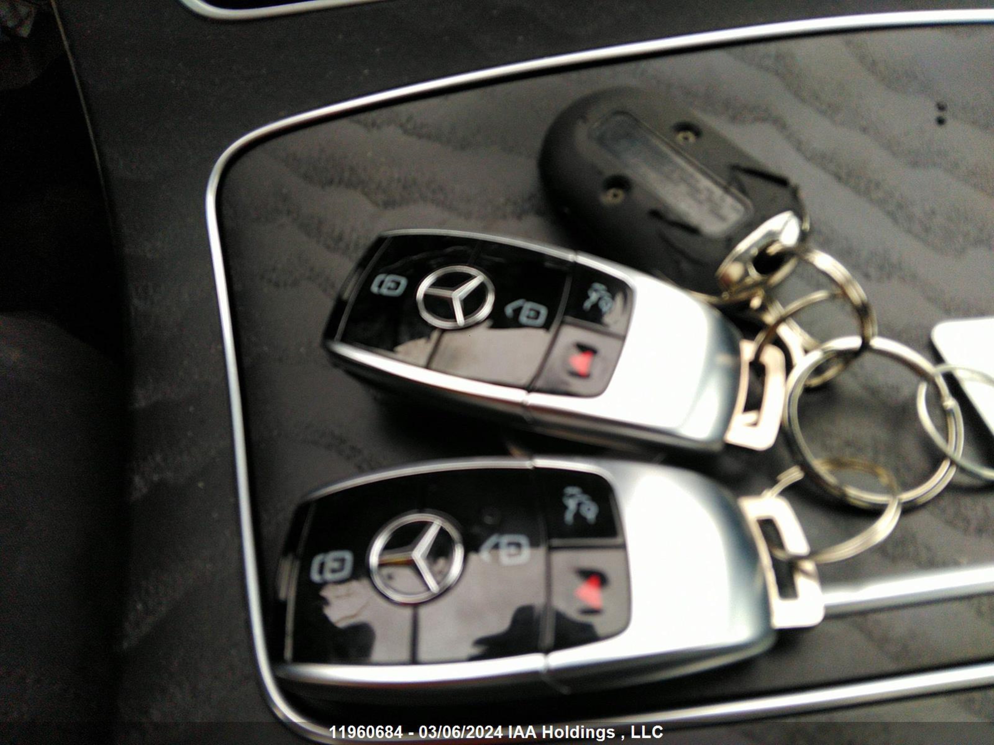 Photo 10 VIN: W1KZF8EB9PB139630 - MERCEDES-BENZ E 350 4MAT 