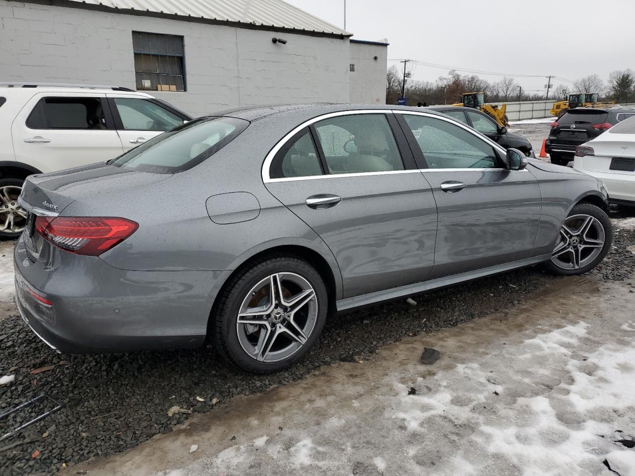 Photo 2 VIN: W1KZF8EB9PB170716 - MERCEDES-BENZ E-KLASSE 