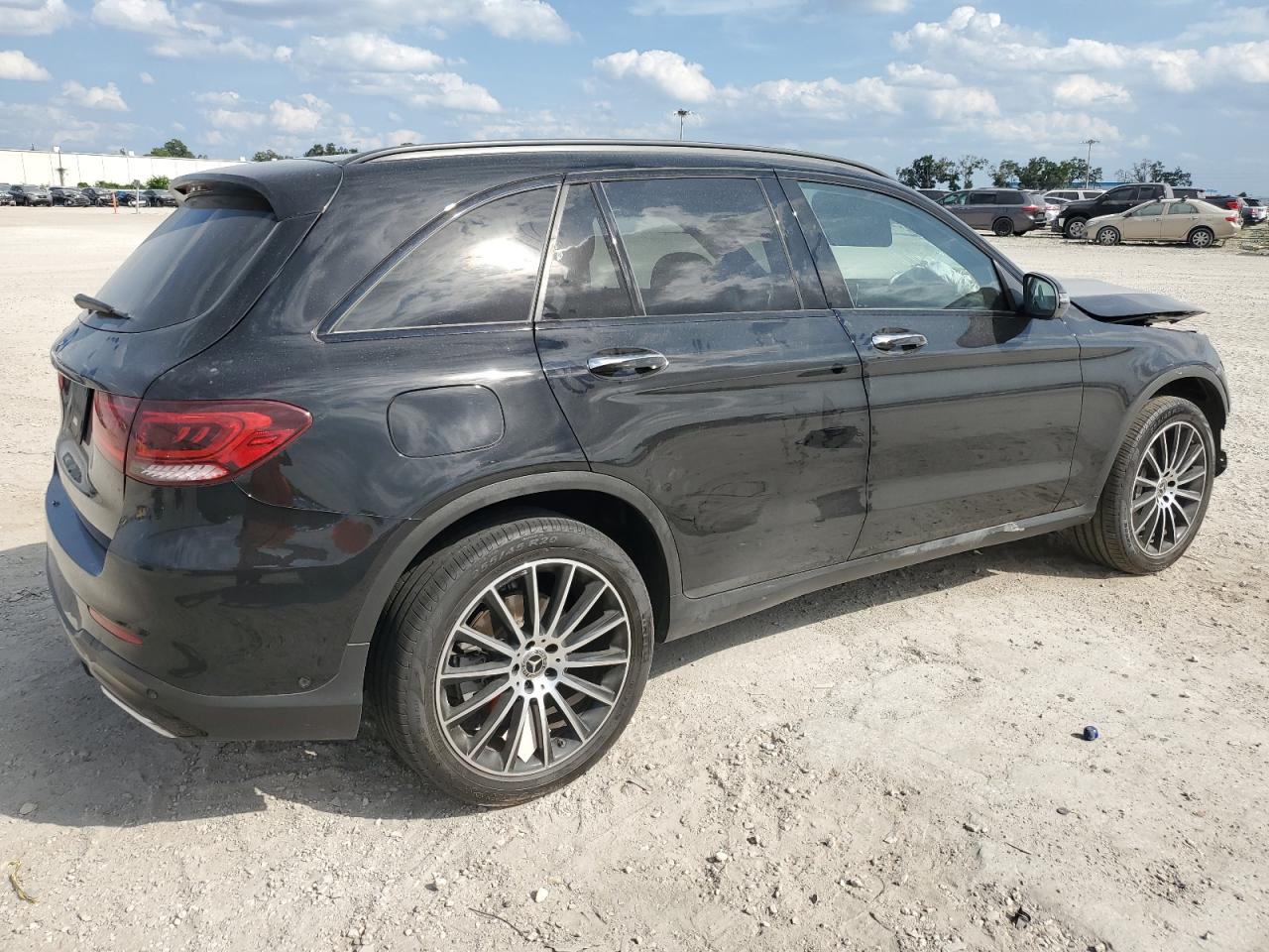 Photo 2 VIN: W1N0G8DB1NG118782 - MERCEDES-BENZ GLC 