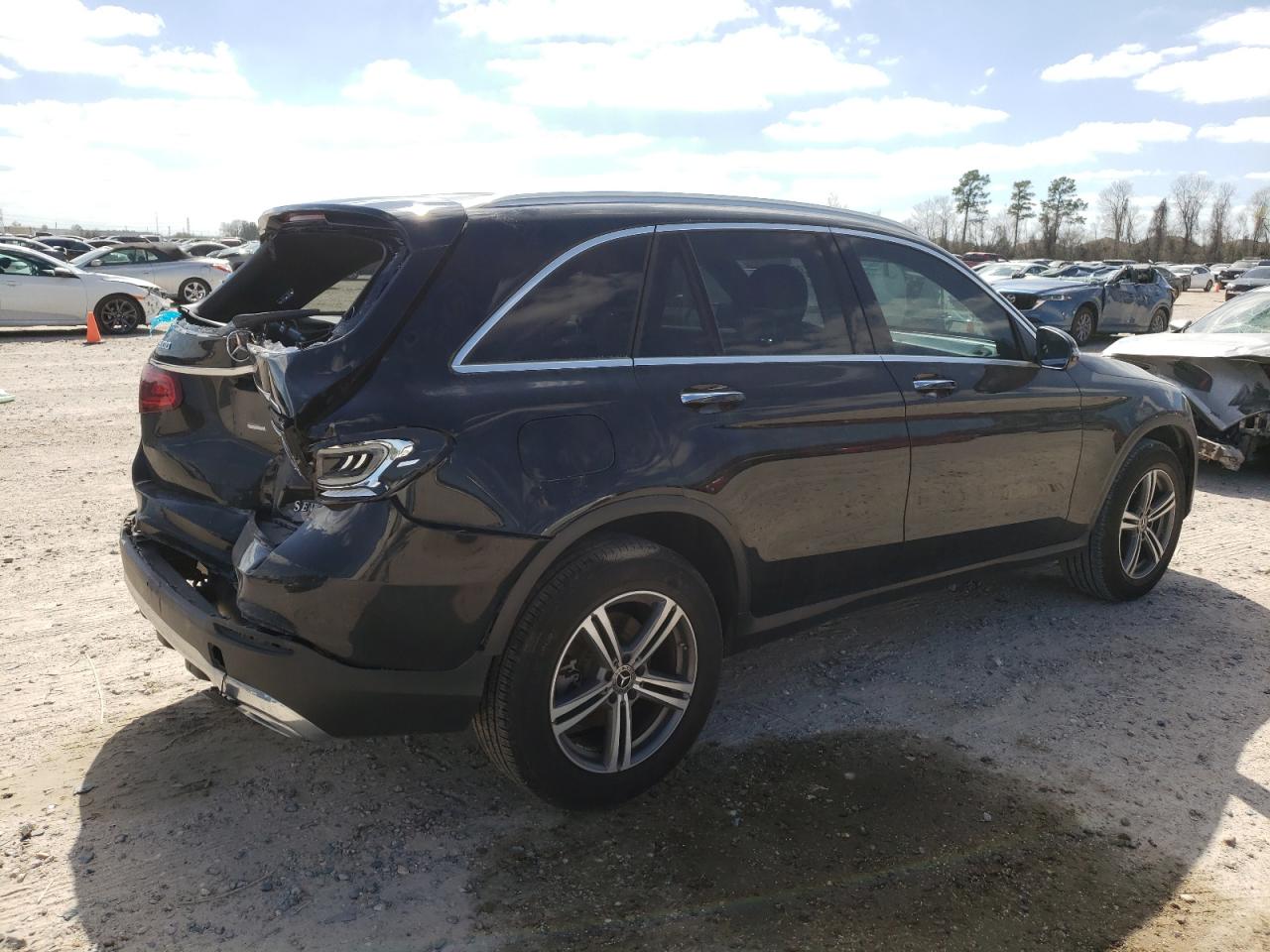 Photo 2 VIN: W1N0G8DB3LF834666 - MERCEDES-BENZ GLC 