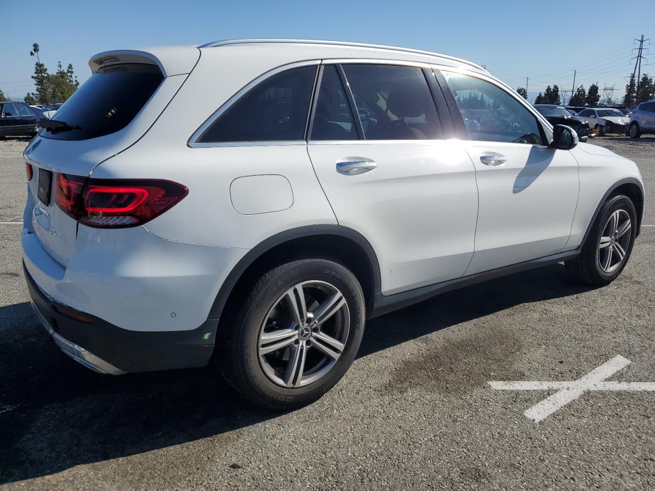 Photo 2 VIN: W1N0G8DB3NV332149 - MERCEDES-BENZ GLC 