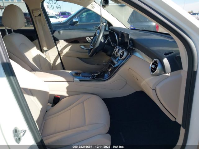 Photo 4 VIN: W1N0G8DB4NV377780 - MERCEDES-BENZ GLC 300 