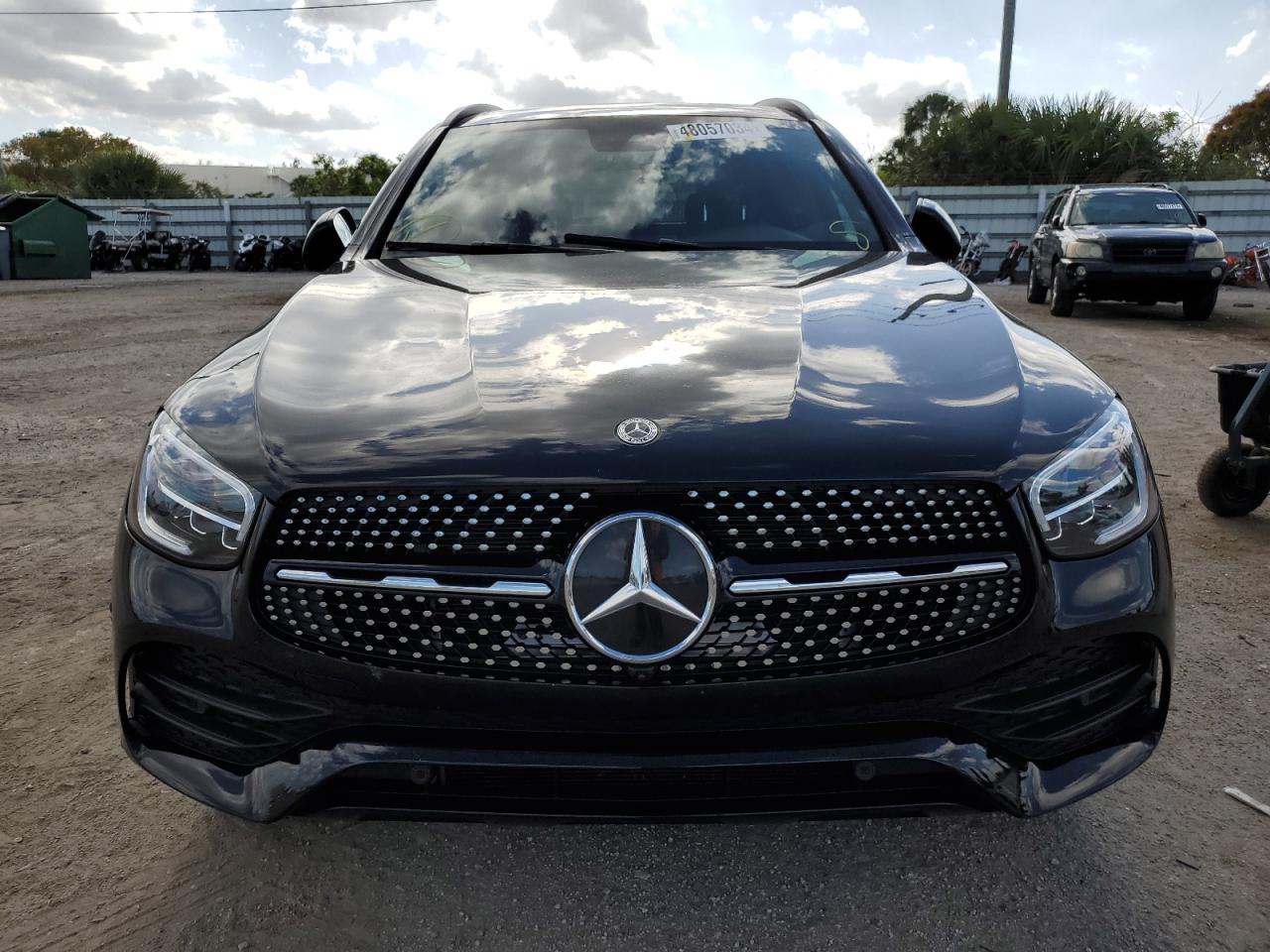 Photo 4 VIN: W1N0G8DB6NG056750 - MERCEDES-BENZ GLC 