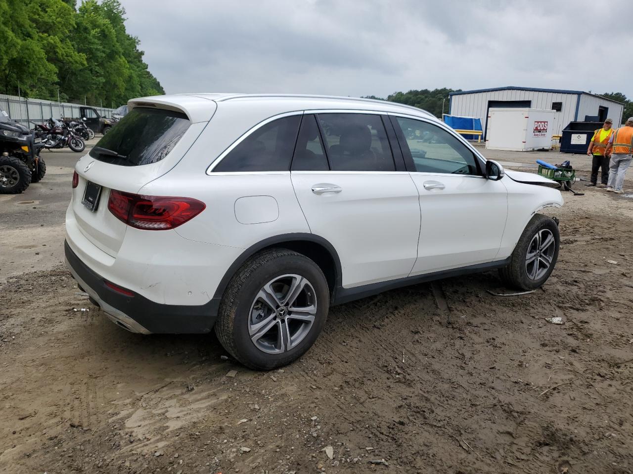 Photo 2 VIN: W1N0G8DB8MG004115 - MERCEDES-BENZ GLC 