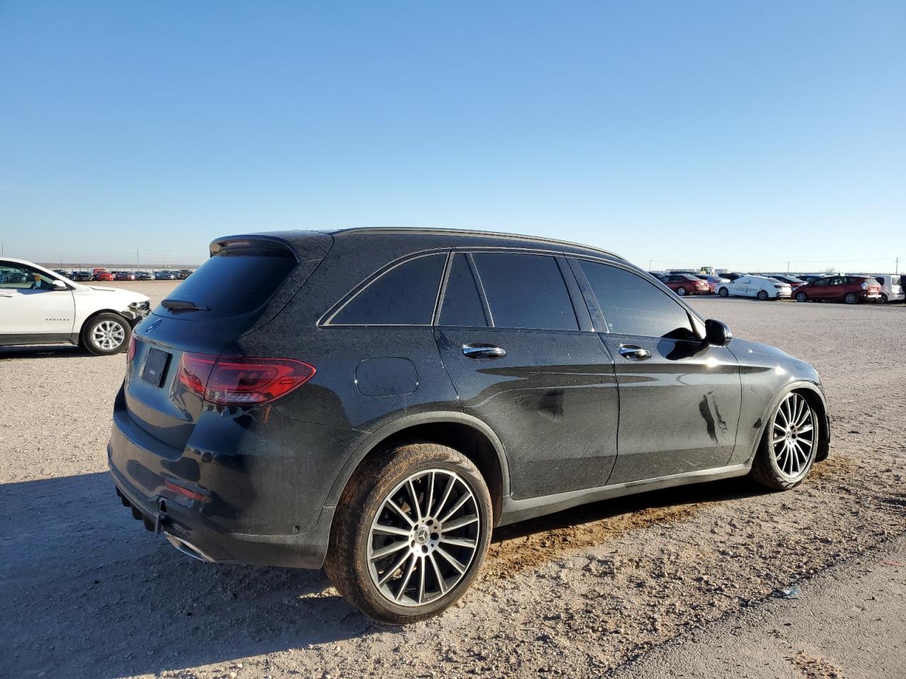 Photo 2 VIN: W1N0G8DB8NV336536 - MERCEDES-BENZ GLC 