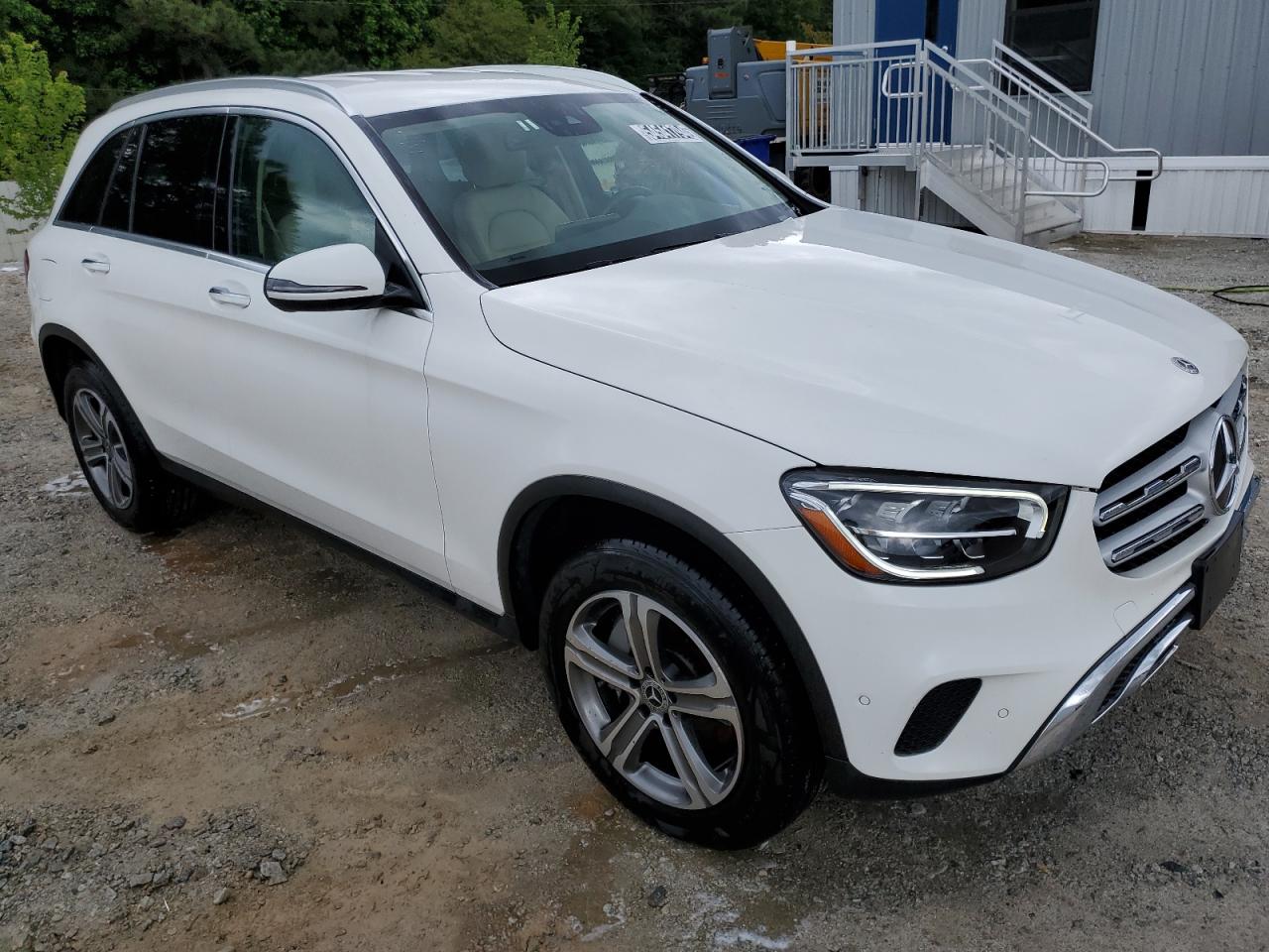 Photo 3 VIN: W1N0G8DB9NV390430 - MERCEDES-BENZ GLC 