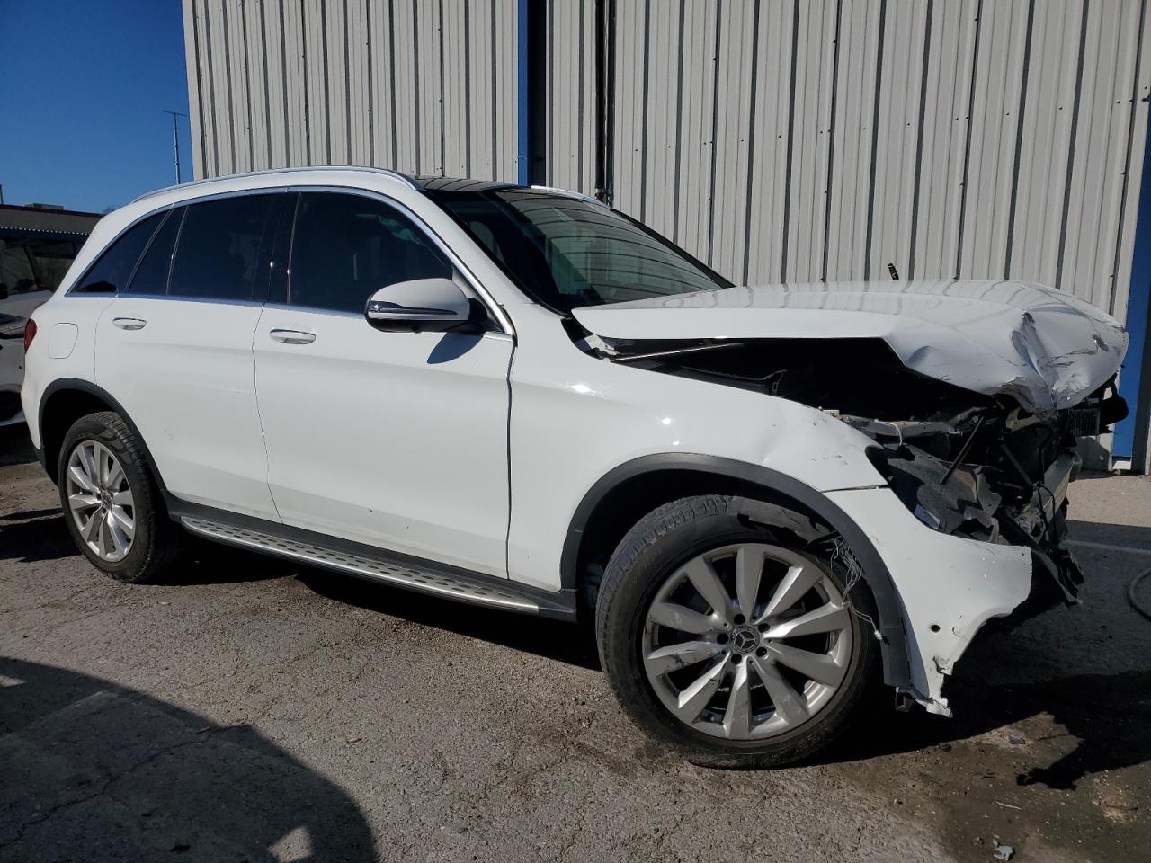 Photo 3 VIN: W1N0G8DBXLF772313 - MERCEDES-BENZ GLC 