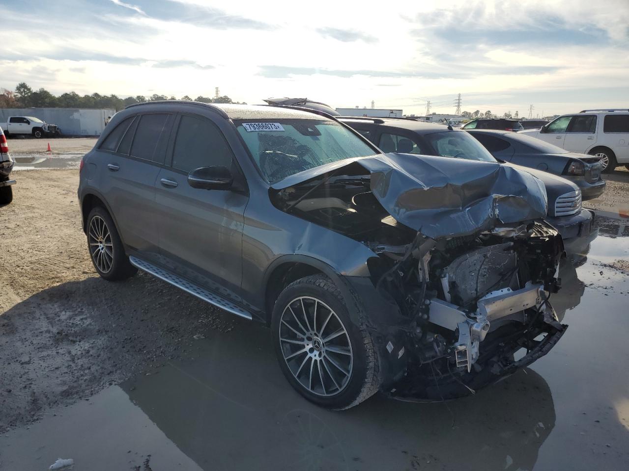 Photo 3 VIN: W1N0G8DBXNG069517 - MERCEDES-BENZ GLC 