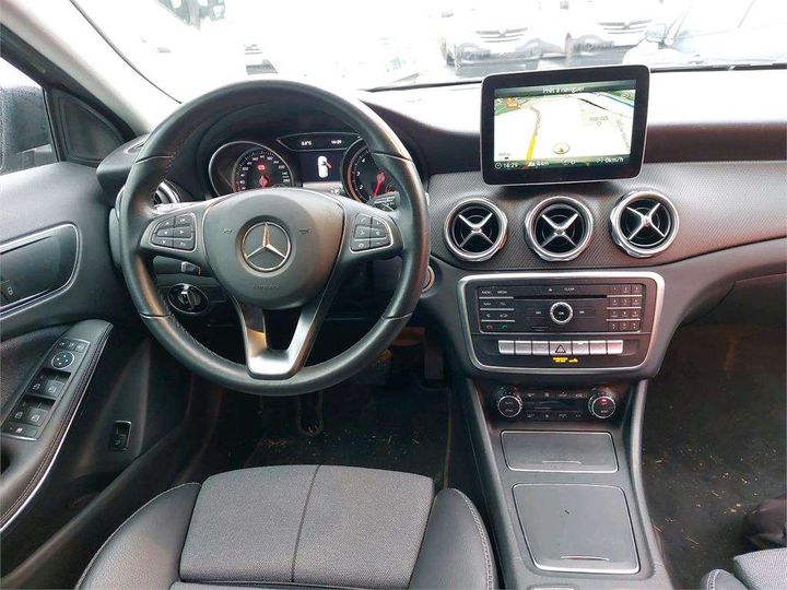 Photo 4 VIN: W1N1569421J696290 - MERCEDES-BENZ CLASSE GLA 