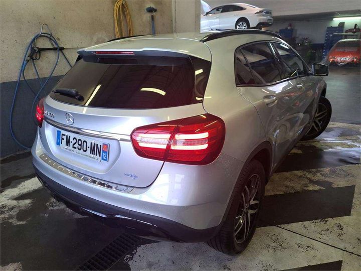 Photo 3 VIN: W1N1569421J698758 - MERCEDES-BENZ CLASSE GLA 