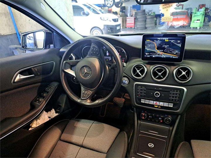 Photo 4 VIN: W1N1569421J698758 - MERCEDES-BENZ CLASSE GLA 