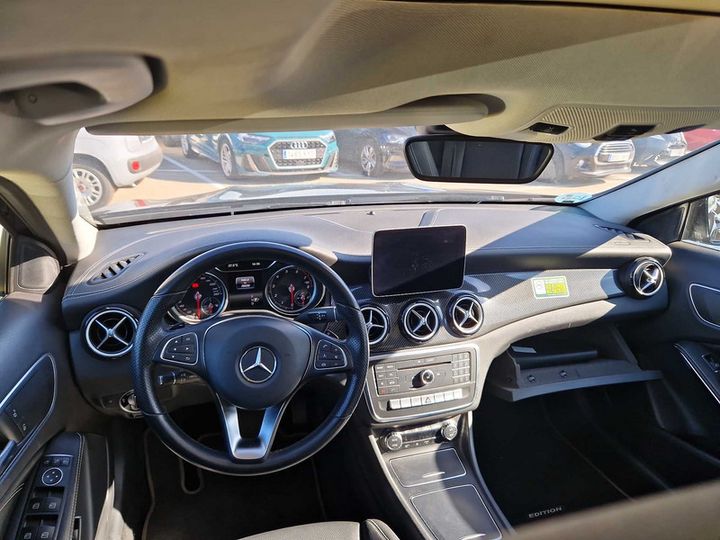 Photo 7 VIN: W1N1569421J700085 - MERCEDES-BENZ GLA 