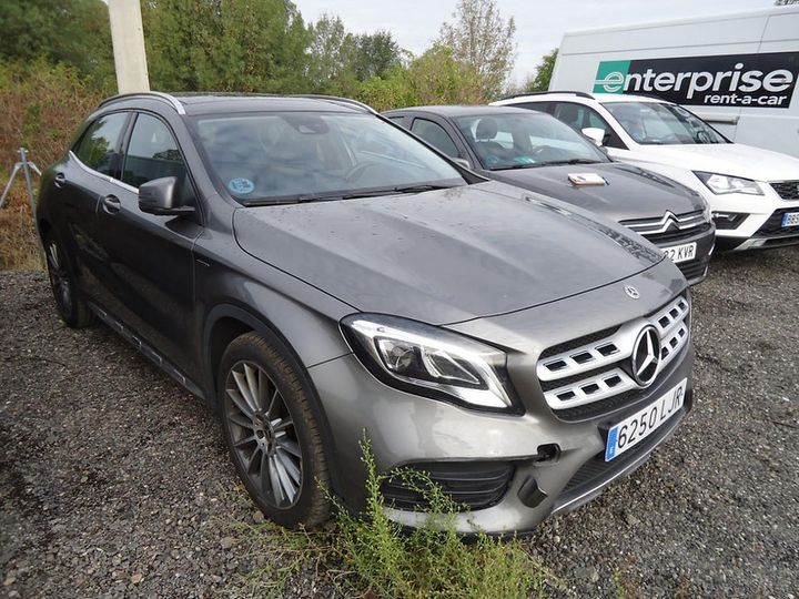 Photo 1 VIN: W1N1569421J700763 - MERCEDES-BENZ GLA 