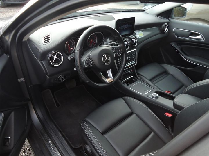 Photo 3 VIN: W1N1569421J700763 - MERCEDES-BENZ GLA 