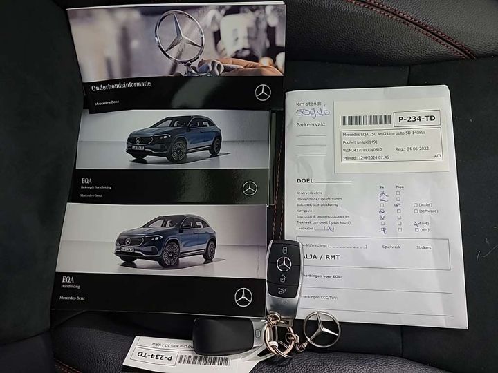 Photo 12 VIN: W1N2437011J040612 - MERCEDES-BENZ EQA 