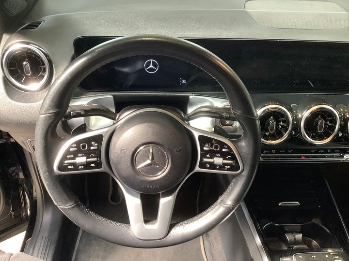 Photo 7 VIN: W1N2476121W118017 - MERCEDES-BENZ GLB-CLASS 