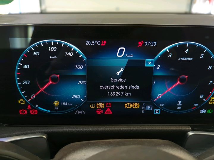 Photo 19 VIN: W1N2476871W165891 - MERCEDES-BENZ GLB 200 