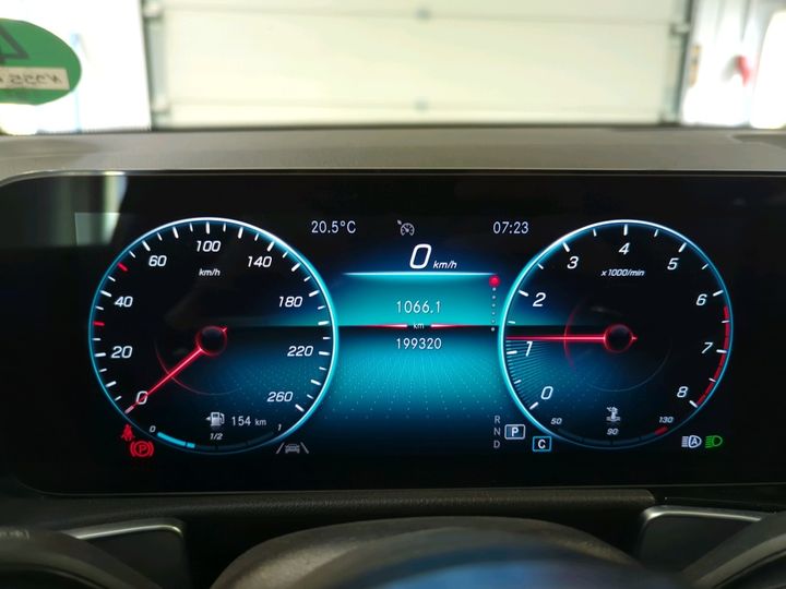 Photo 9 VIN: W1N2476871W165891 - MERCEDES-BENZ GLB 200 