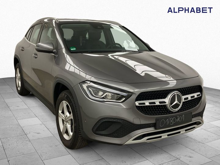 Photo 1 VIN: W1N2477101J357734 - MERCEDES-BENZ GLA 180 D 8G-DCT 