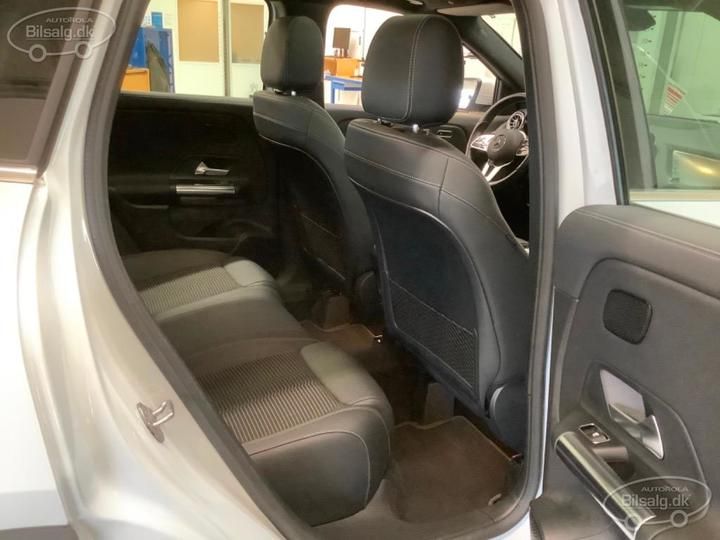 Photo 18 VIN: W1N2477121J173507 - MERCEDES-BENZ GLA-CLASS SUV 