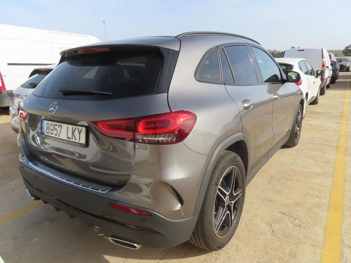 Photo 2 VIN: W1N2477121J202425 - MERCEDES-BENZ GLA 