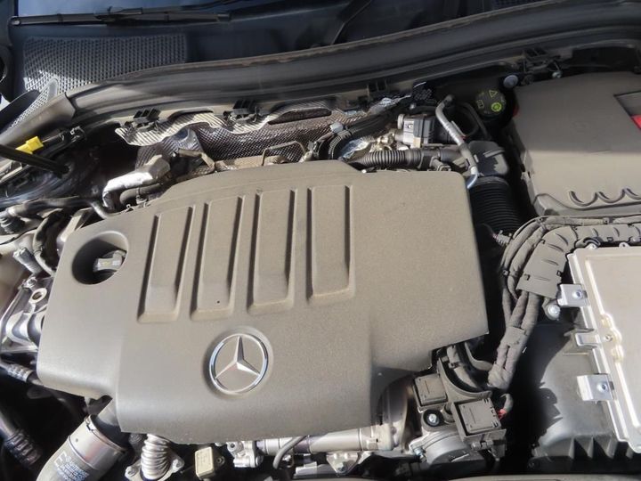 Photo 24 VIN: W1N2477121J202425 - MERCEDES-BENZ GLA 