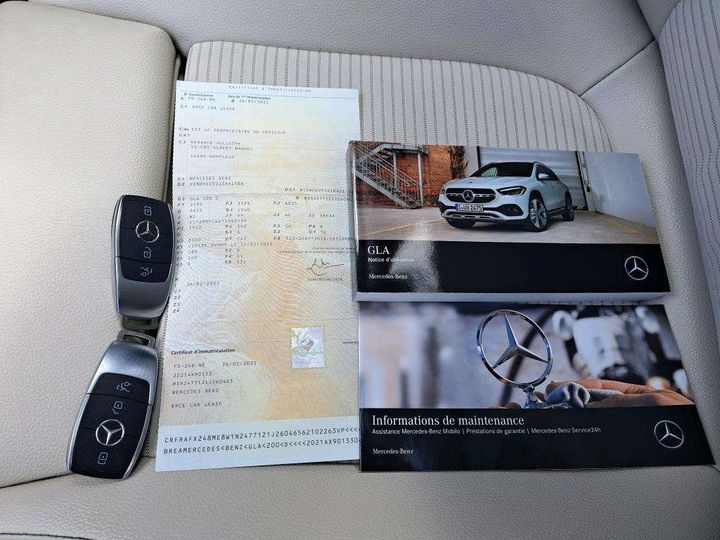 Photo 5 VIN: W1N2477121J260465 - MERCEDES-BENZ GLA 