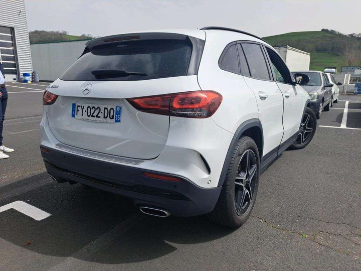 Photo 2 VIN: W1N2477121J276584 - MERCEDES-BENZ GLA 