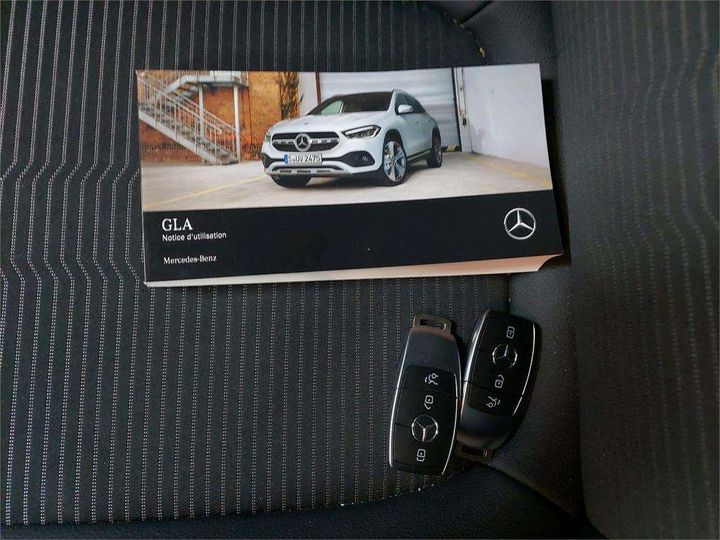 Photo 6 VIN: W1N2477861J200636 - MERCEDES-BENZ GLA HYB 