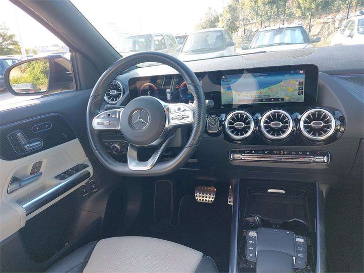 Photo 4 VIN: W1N2477861J208702 - MERCEDES-BENZ GLA 