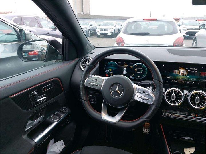 Photo 4 VIN: W1N2477861J212716 - MERCEDES-BENZ GLA 