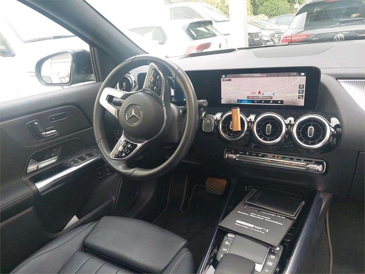 Photo 4 VIN: W1N2477861J223738 - MERCEDES-BENZ GLA 