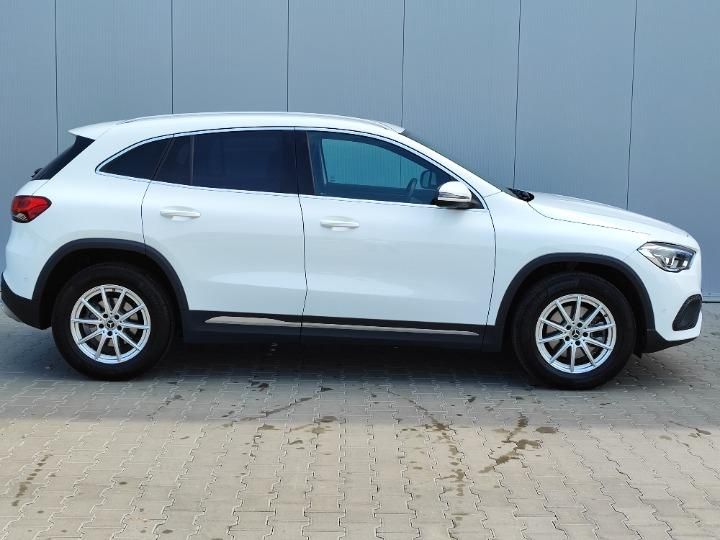 Photo 5 VIN: W1N2477871J188573 - MERCEDES-BENZ GLA-CLASS SUV 