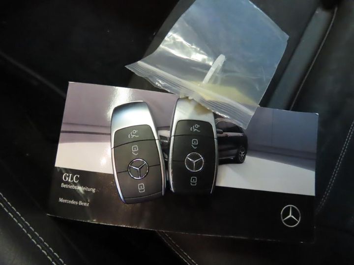 Photo 9 VIN: W1N2539151F798193 - MERCEDES-BENZ GLC 