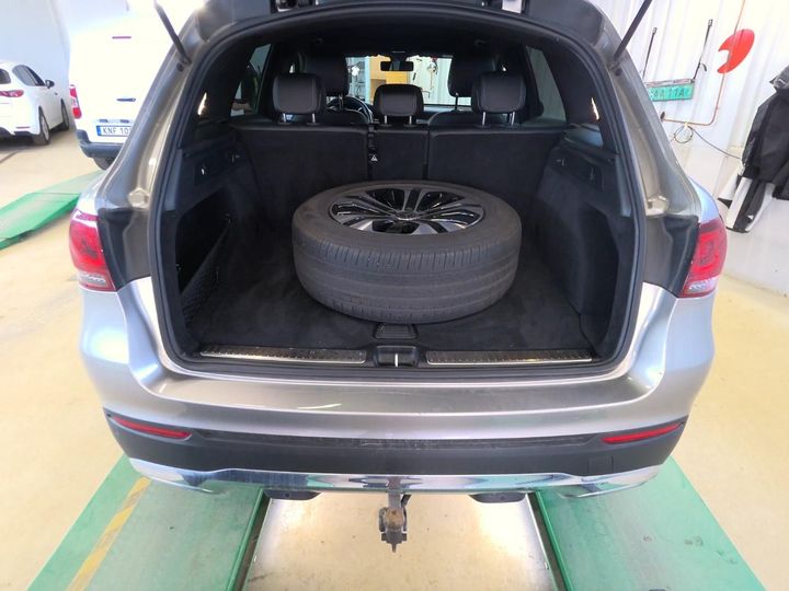 Photo 9 VIN: W1N2539161F946629 - MERCEDES-BENZ GLC-CLASS 