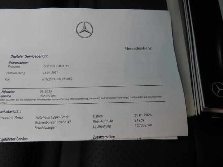 Photo 11 VIN: W1N2539161F959083 - MERCEDES-BENZ GLC 